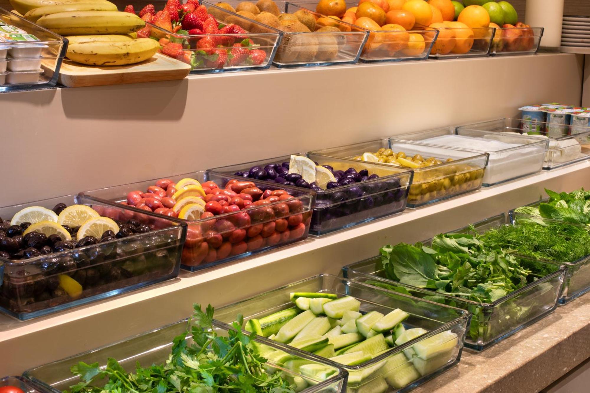 Bentley Hotel Old City-Special Class イスタンブール エクステリア 写真 A salad bar