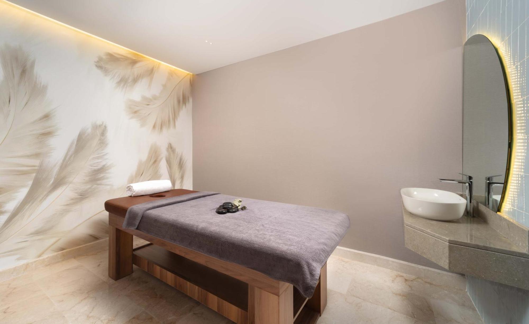 Bentley Hotel Old City-Special Class イスタンブール エクステリア 写真 A massage bed